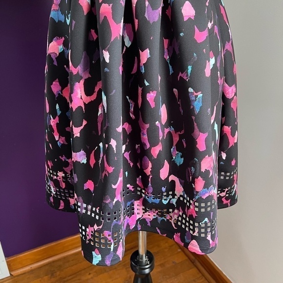 7 for $30 Apt. 9 Dress - Picture 3 of 9